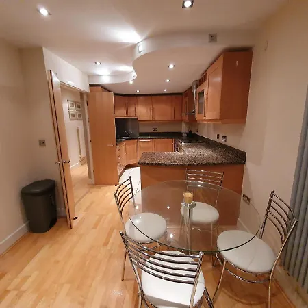 Canary Wharf, E14 9Ne Apartment
